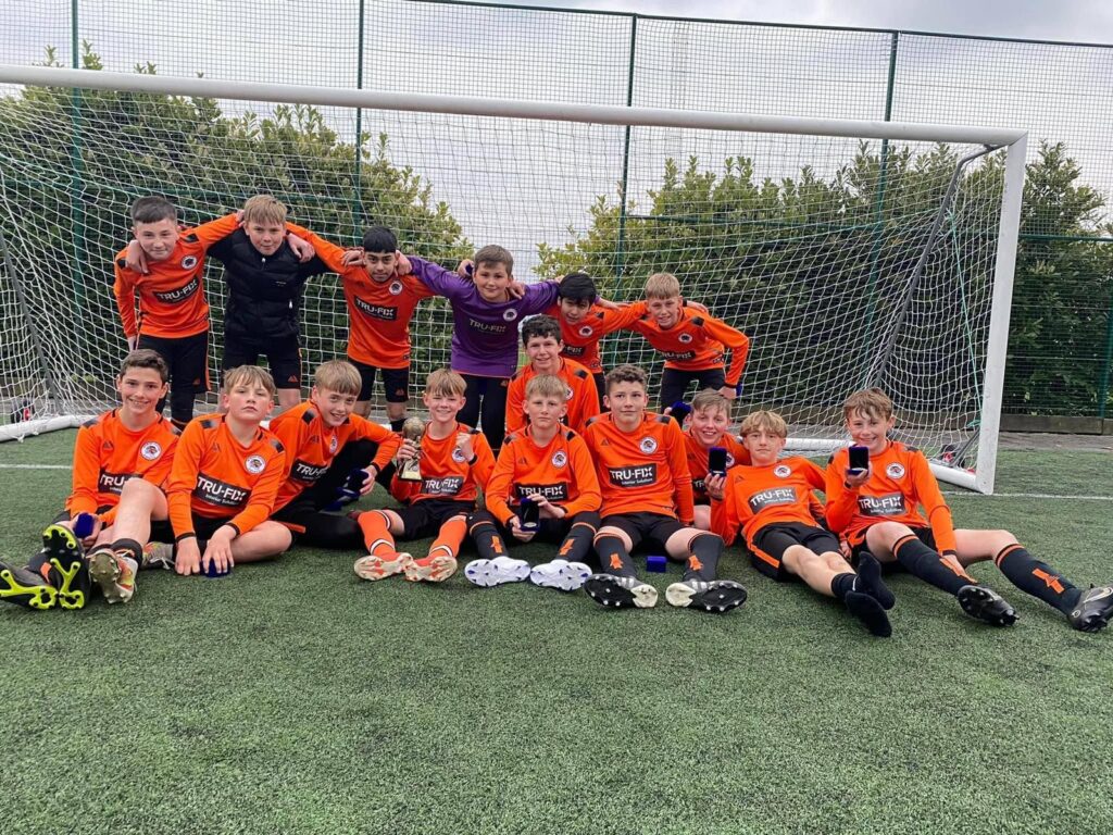 Howdens Cloughs Under 13's Tigers Football Team